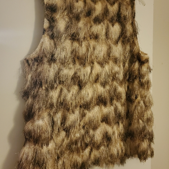 Fringed Vest - Picture 4 of 6